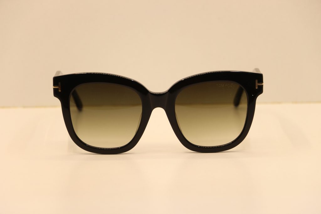 عینک آفتابی Tom Ford مدل 02-beatrix کد tf613 01B